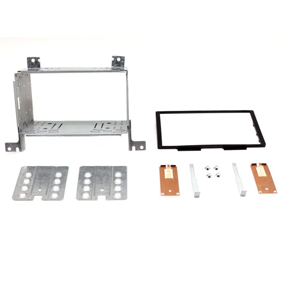 Connects2 CT23HY01 Double DIN Facia Plate for Hyundai